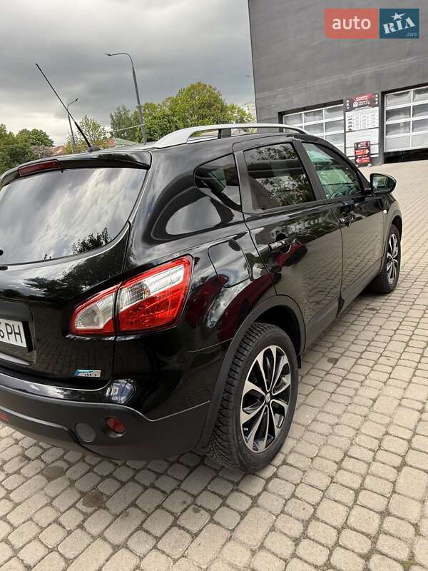 Внедорожник / Кроссовер Nissan Qashqai 2012 в Львове