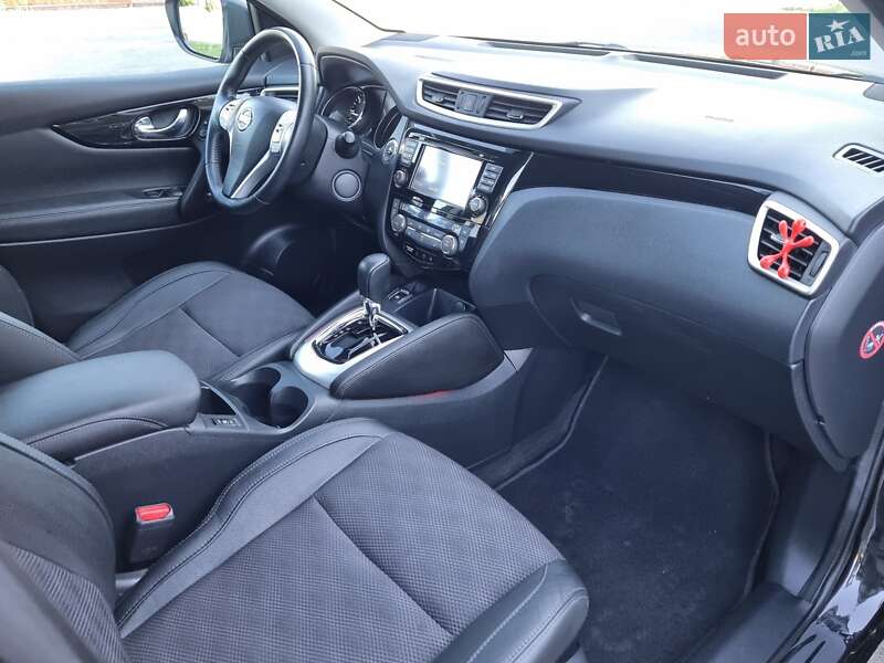 Внедорожник / Кроссовер Nissan Qashqai 2014 в Ровно