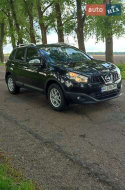Внедорожник / Кроссовер Nissan Qashqai 2012 в 