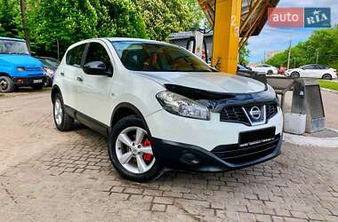 Внедорожник / Кроссовер Nissan Qashqai 2010 в Тернополе