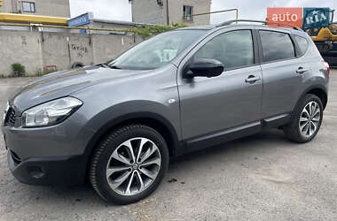 Позашляховик / Кросовер Nissan Qashqai 2013 в 