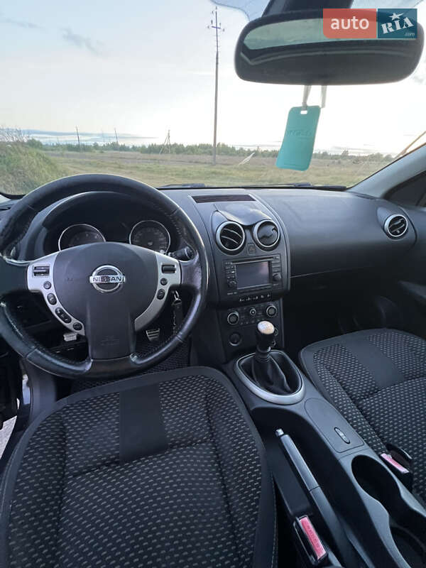 Внедорожник / Кроссовер Nissan Qashqai 2009 в Камне-Каширском