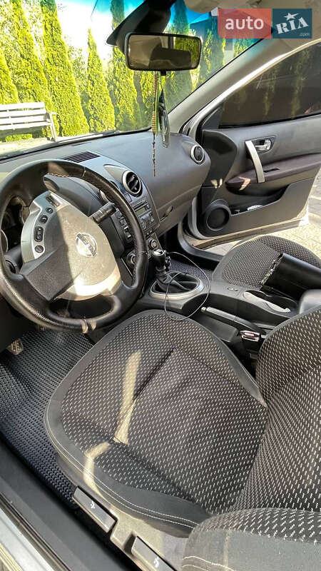 Внедорожник / Кроссовер Nissan Qashqai 2009 в Надворной