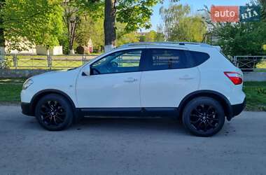 Позашляховик / Кросовер Nissan Qashqai 2012 в Дубні