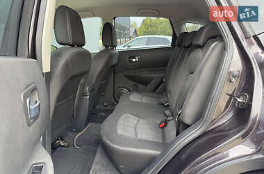 Позашляховик / Кросовер Nissan Qashqai 2011 в 