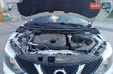 Внедорожник / Кроссовер Nissan Qashqai 2014 в 