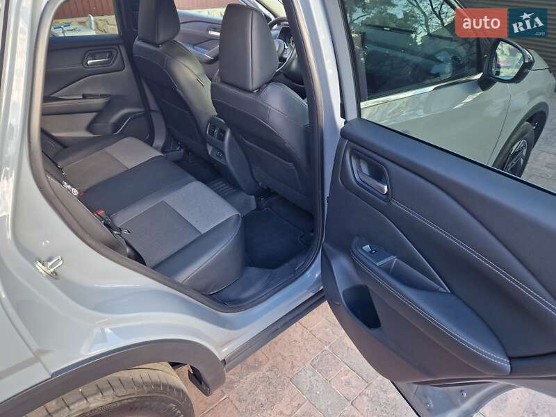 Позашляховик / Кросовер Nissan Qashqai 2024 в Горішніх Плавнях