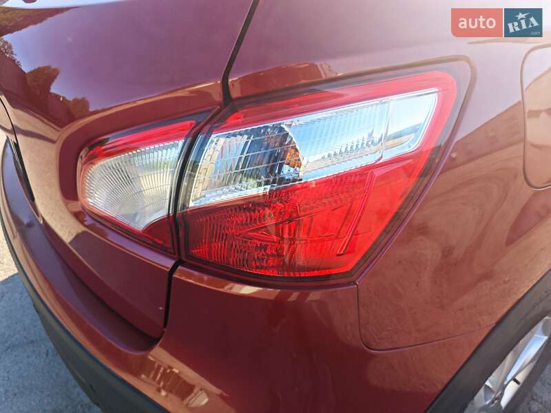 Внедорожник / Кроссовер Nissan Qashqai 2013 в Рокитном