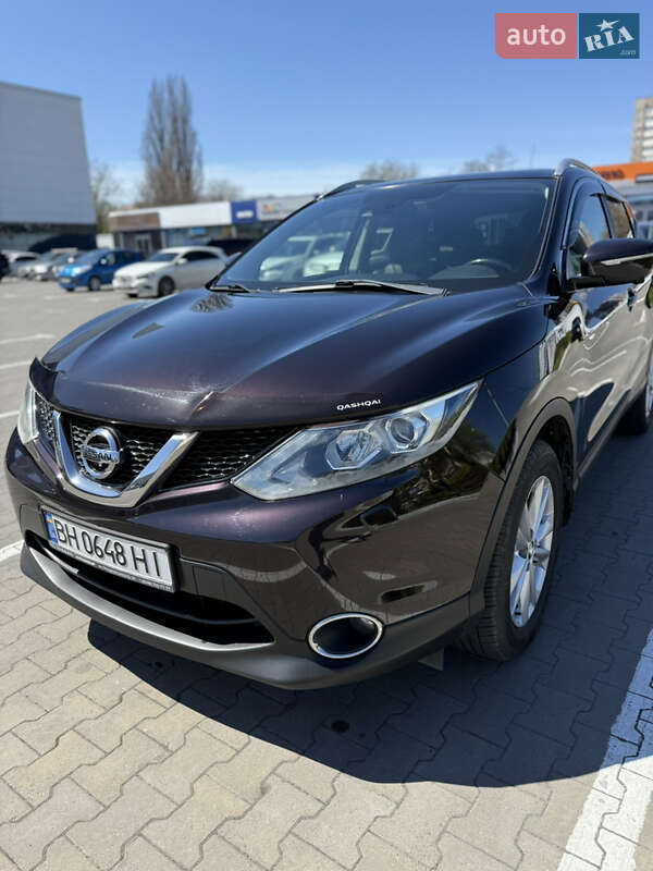 Позашляховик / Кросовер Nissan Qashqai 2014 в 