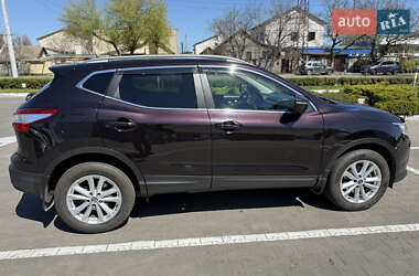Позашляховик / Кросовер Nissan Qashqai 2014 в 