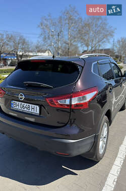 Позашляховик / Кросовер Nissan Qashqai 2014 в 