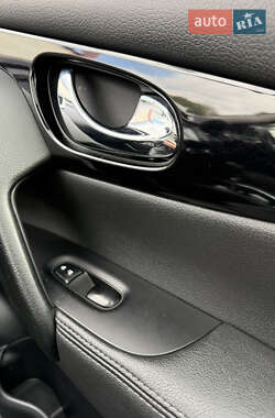 Позашляховик / Кросовер Nissan Qashqai 2014 в 