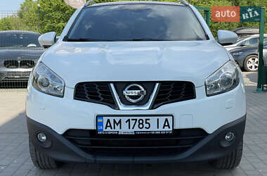 Внедорожник / Кроссовер Nissan Qashqai 2012 в 