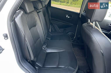 Внедорожник / Кроссовер Nissan Qashqai 2012 в 