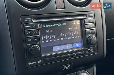 Внедорожник / Кроссовер Nissan Qashqai 2012 в 