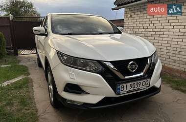 Позашляховик / Кросовер Nissan Qashqai 2018 в 