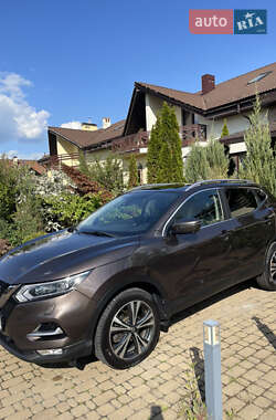 Позашляховик / Кросовер Nissan Qashqai 2018 в 