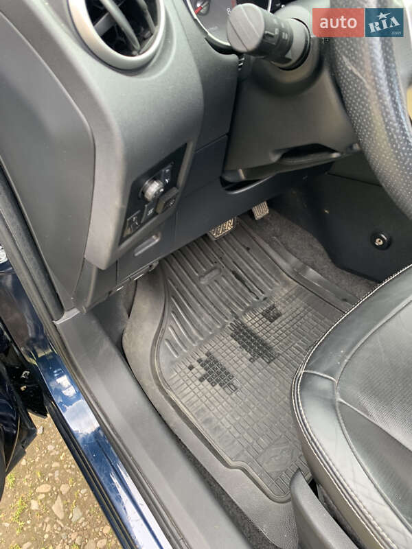 Позашляховик / Кросовер Nissan Qashqai 2008 в Жидачові