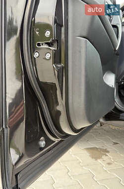 Внедорожник / Кроссовер Nissan Qashqai 2011 в 