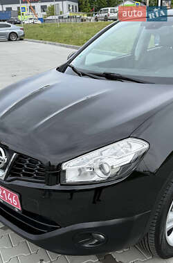 Внедорожник / Кроссовер Nissan Qashqai 2011 в 