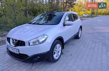 Внедорожник / Кроссовер Nissan Qashqai 2010 в Львове