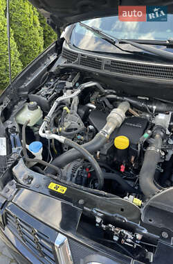 Внедорожник / Кроссовер Nissan Qashqai 2012 в 