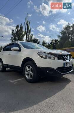 Позашляховик / Кросовер Nissan Qashqai 2012 в Жмеринці