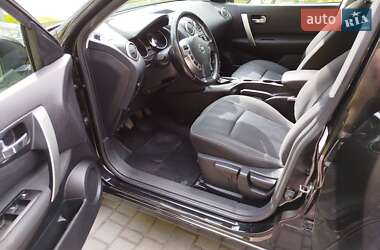 Внедорожник / Кроссовер Nissan Qashqai 2012 в 