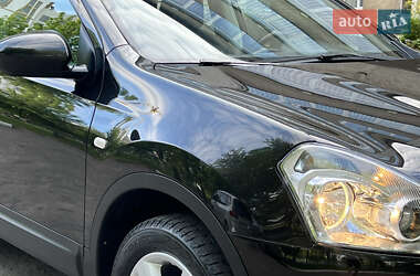Внедорожник / Кроссовер Nissan Qashqai 2010 в 
