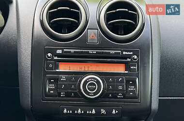 Внедорожник / Кроссовер Nissan Qashqai 2010 в 