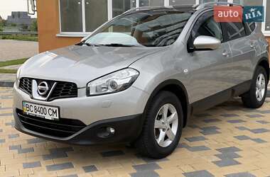 Позашляховик / Кросовер Nissan Qashqai 2011 в 