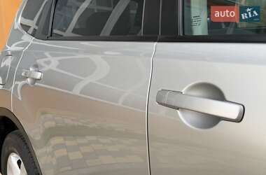 Позашляховик / Кросовер Nissan Qashqai 2011 в 