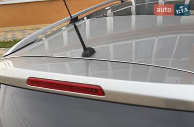 Позашляховик / Кросовер Nissan Qashqai 2011 в 