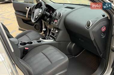 Позашляховик / Кросовер Nissan Qashqai 2011 в 