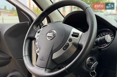Позашляховик / Кросовер Nissan Qashqai 2011 в 