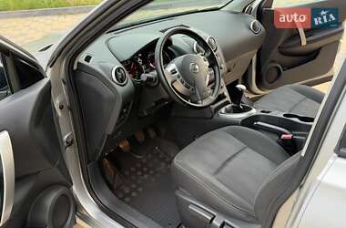 Позашляховик / Кросовер Nissan Qashqai 2011 в 