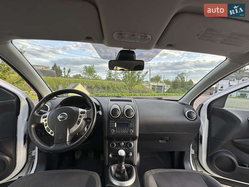 Позашляховик / Кросовер Nissan Qashqai 2013 в Самборі