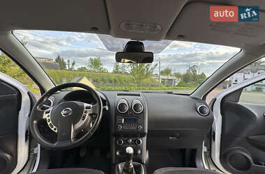 Позашляховик / Кросовер Nissan Qashqai 2013 в 