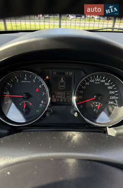 Внедорожник / Кроссовер Nissan Qashqai 2013 в 