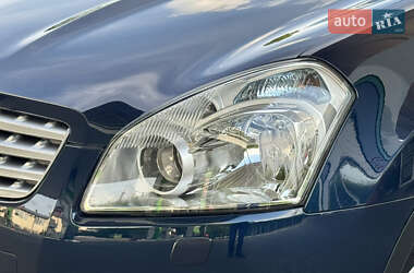 Позашляховик / Кросовер Nissan Qashqai 2010 в 