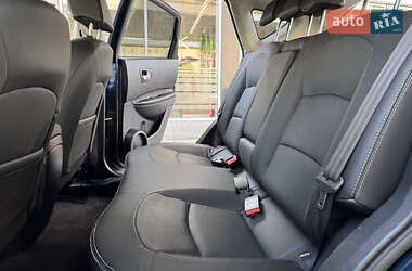 Позашляховик / Кросовер Nissan Qashqai 2010 в 
