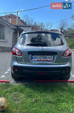 Внедорожник / Кроссовер Nissan Qashqai 2011 в 
