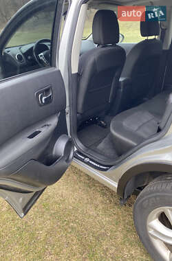 Внедорожник / Кроссовер Nissan Qashqai 2012 в 
