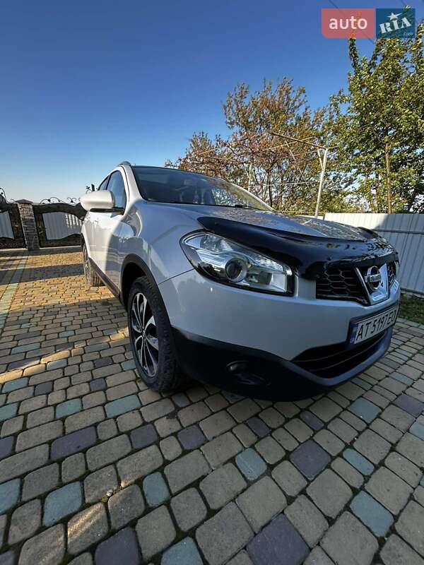 Внедорожник / Кроссовер Nissan Qashqai 2011 в Ивано-Франковске