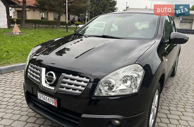 Внедорожник / Кроссовер Nissan Qashqai 2009 в 