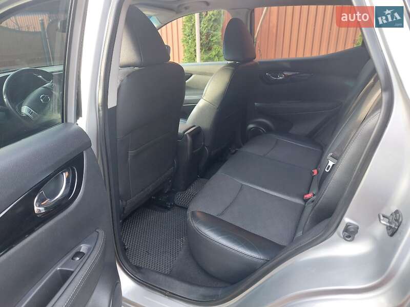 Позашляховик / Кросовер Nissan Qashqai 2014 в Мукачевому