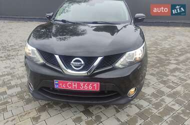 Внедорожник / Кроссовер Nissan Qashqai 2014 в 