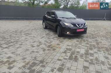 Внедорожник / Кроссовер Nissan Qashqai 2014 в 
