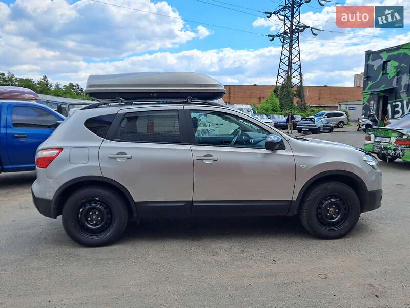 Внедорожник / Кроссовер Nissan Qashqai 2013 в Киеве