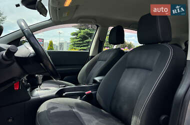 Позашляховик / Кросовер Nissan Qashqai 2013 в 
